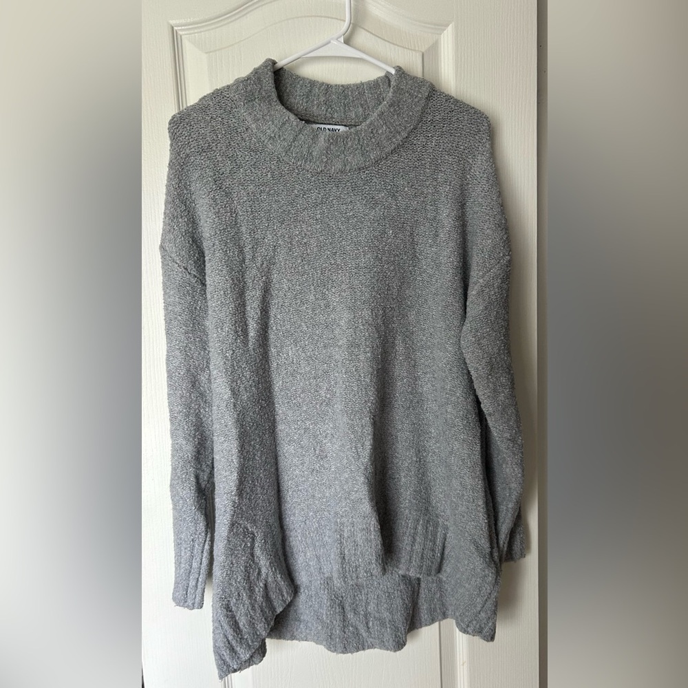Old Navy Oversized Grey Knitted Sweater, size m, like new condition